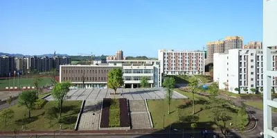 <b>宜賓市翠屏區(qū)遠大職業(yè)技術(shù)學校</b>